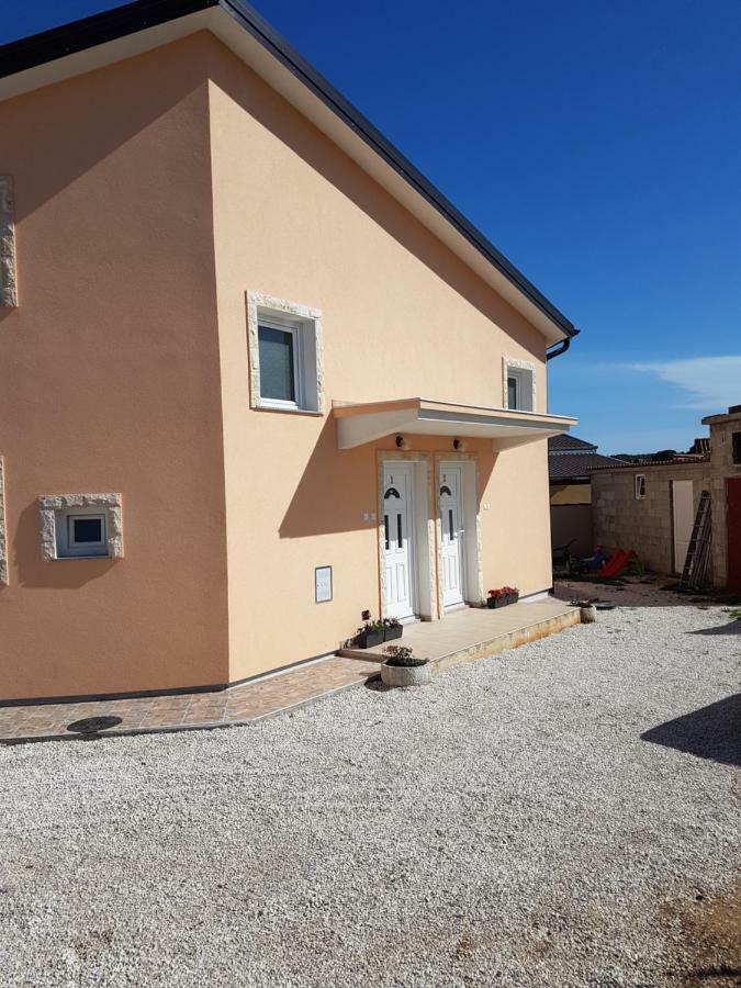 Apartmani Luca Fažana エクステリア 写真